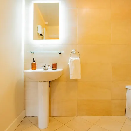 Apartment Atalia View Penthouse With Balcony Galway