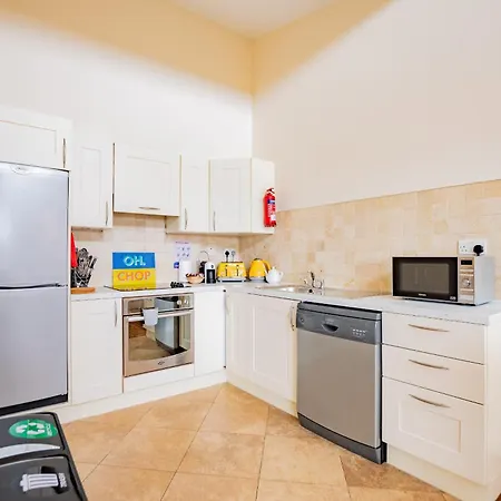 Atalia View Penthouse With Balcony *