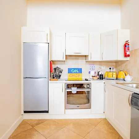 Atalia View Penthouse With Balcony * Galway